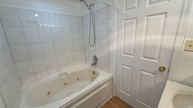 2408 N West Shafer Drive, Monticello, IN 47960