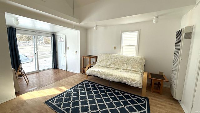 2408 N West Shafer Drive, Monticello, IN 47960