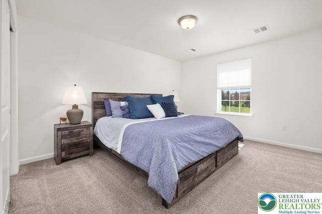 3517 Coventry Drive, Lower Macungie Twp, PA 18062