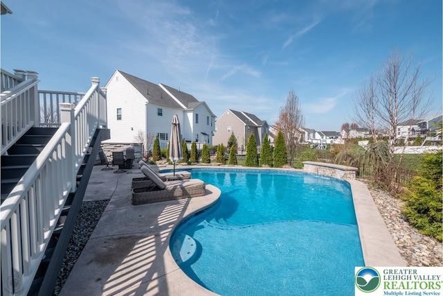 3517 Coventry Drive, Lower Macungie Twp, PA 18062