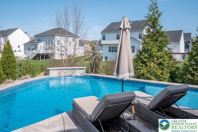 3517 Coventry Drive, Lower Macungie Twp, PA 18062