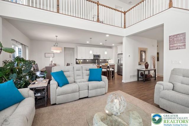 3517 Coventry Drive, Lower Macungie Twp, PA 18062