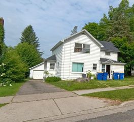 212 N PROSPECT STREET, Merrill, WI 54452