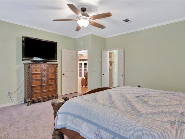 302 Augusta Drive, Lufkin, TX 75901