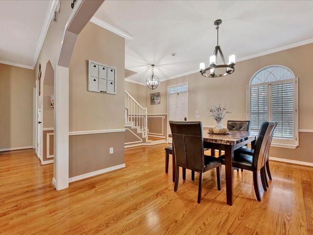 302 Augusta Drive, Lufkin, TX 75901