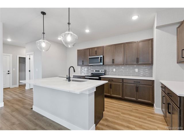 24207 E 53 rd Dr, Aurora, CO 80019