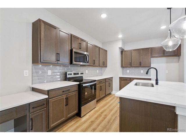 24207 E 53 rd Dr, Aurora, CO 80019