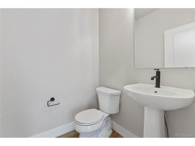 24207 E 53 rd Dr, Aurora, CO 80019