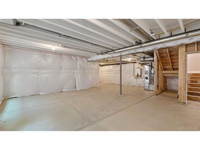 24207 E 53 rd Dr, Aurora, CO 80019