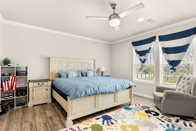 154 Sunrise Dr., Kyle, TX 78640