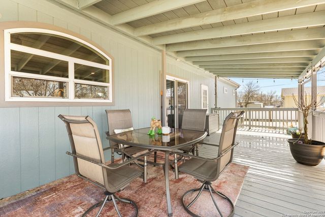 154 Sunrise Dr., Kyle, TX 78640