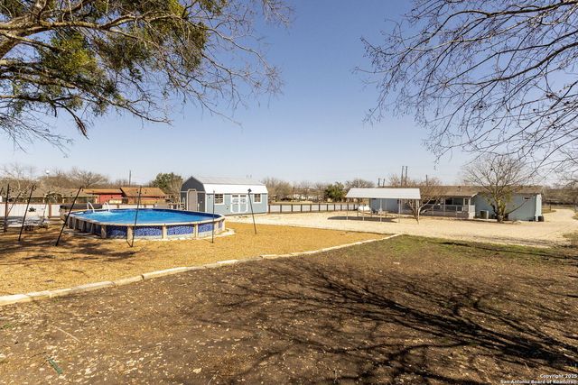 154 Sunrise Dr., Kyle, TX 78640