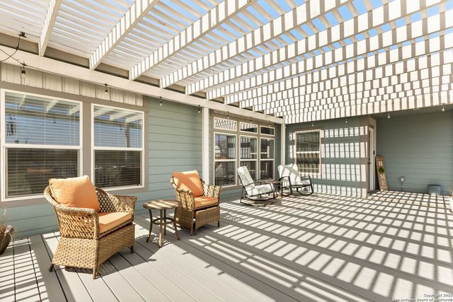 154 Sunrise Dr., Kyle, TX 78640