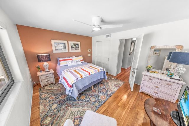 2 PLEASANT VIEW CIRCLE, Daytona Beach, FL 32118