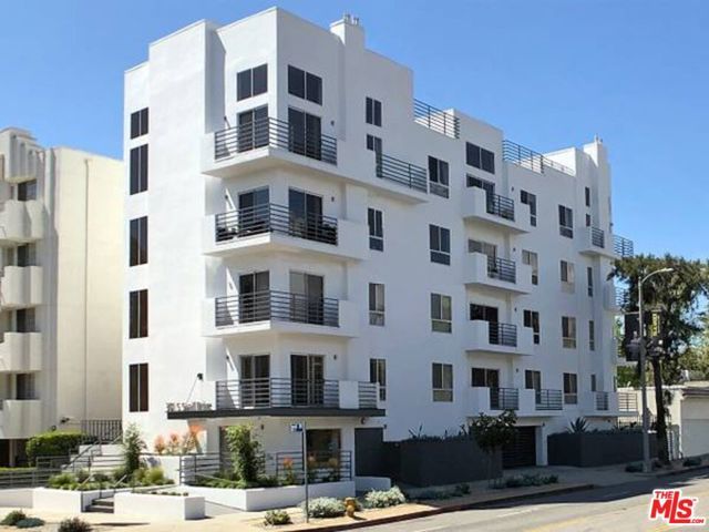 301 S SWALL Drive 203, Los Angeles, CA 90048