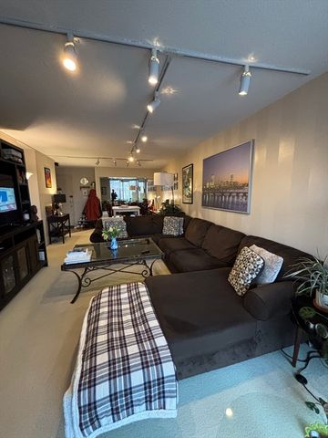 19 Winchester Street 503, Brookline, MA 02446