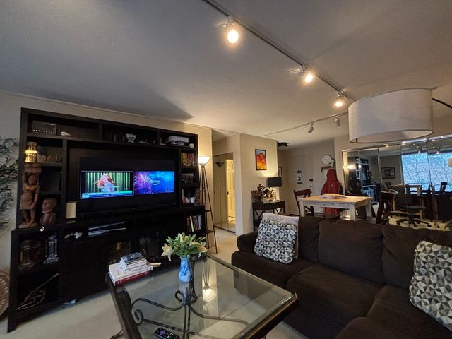 19 Winchester Street 503, Brookline, MA 02446