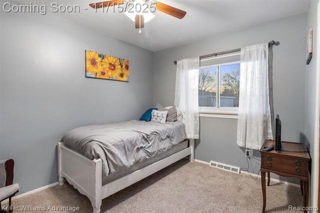 9243 Knolson Street, Livonia, MI 48150