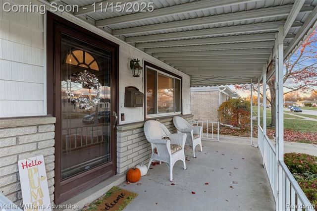 9243 Knolson Street, Livonia, MI 48150