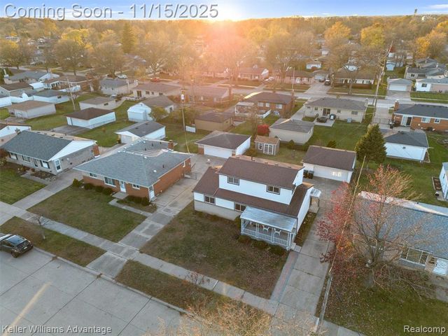 9243 Knolson Street, Livonia, MI 48150