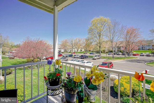 3802-B ADELAIDE DR, Mount Laurel, NJ 08054