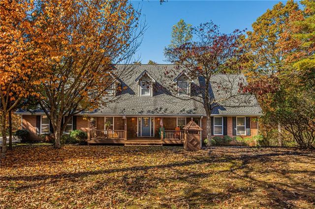 64 Highview Lane, Dahlonega, GA 30533