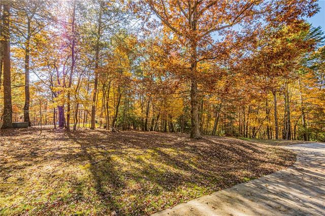 64 Highview Lane, Dahlonega, GA 30533