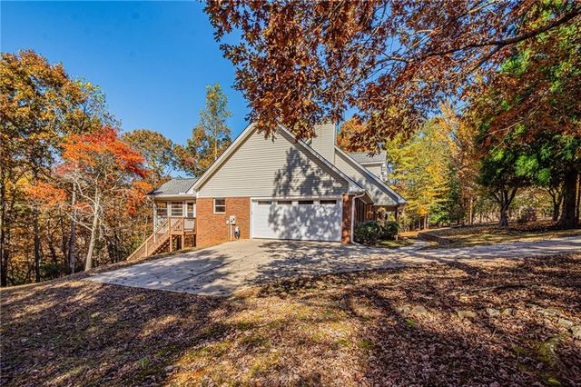 64 Highview Lane, Dahlonega, GA 30533