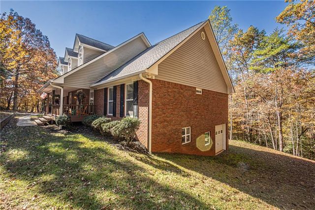 64 Highview Lane, Dahlonega, GA 30533