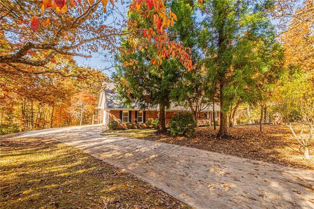 64 Highview Lane, Dahlonega, GA 30533