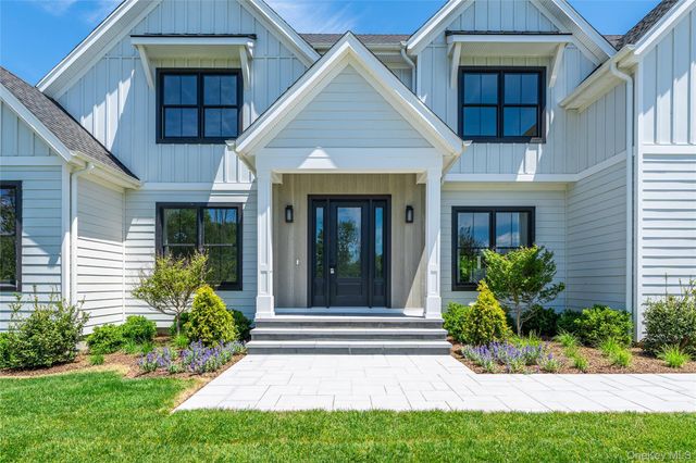 5 Sea Crest Court, Jamesport, NY 11947