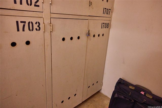 700 Richards Street 1708, Honolulu, HI 96813