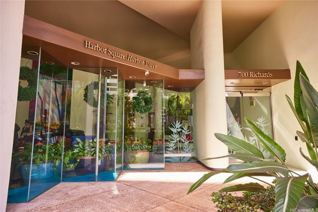 700 Richards Street 1708, Honolulu, HI 96813