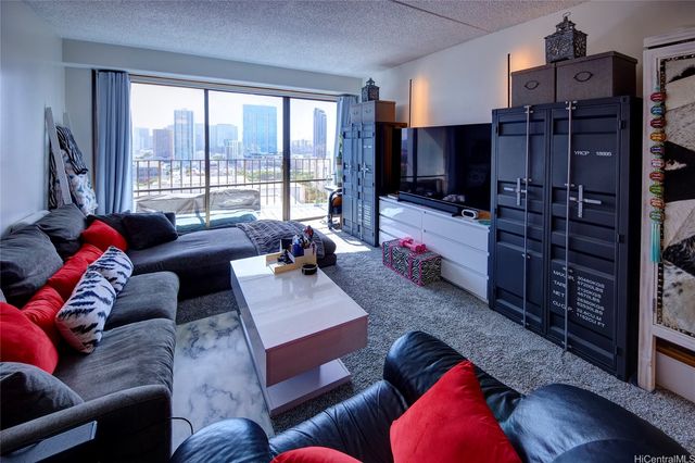 700 Richards Street 1708, Honolulu, HI 96813