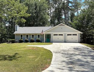 3410 Holliglen Drive, Marietta, GA 30062