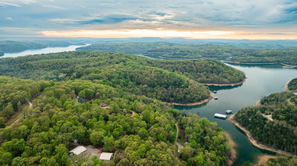 Lot 9 CR 1526, Eureka Springs, AR 72632