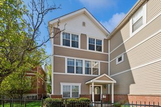 3860 N MILWAUKEE Avenue, Chicago, IL 60641
