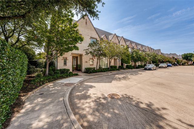 17254 Lechlade Lane, Dallas, TX 75252