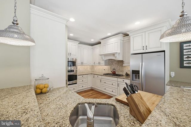 105 BERKSHIRE AVE, Linwood, NJ 08221