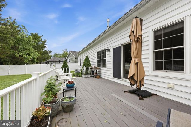 105 BERKSHIRE AVE, Linwood, NJ 08221