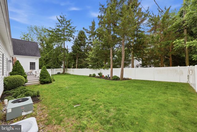 105 BERKSHIRE AVE, Linwood, NJ 08221