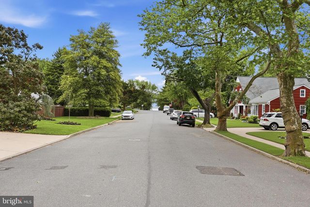 105 BERKSHIRE AVE, Linwood, NJ 08221