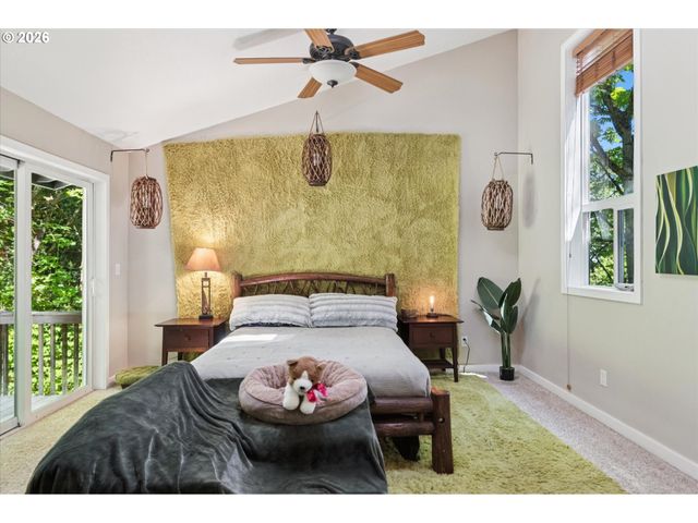 9535 Nw HARBOR Blvd, Portland, OR 97231