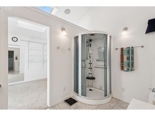 9535 Nw HARBOR Blvd, Portland, OR 97231