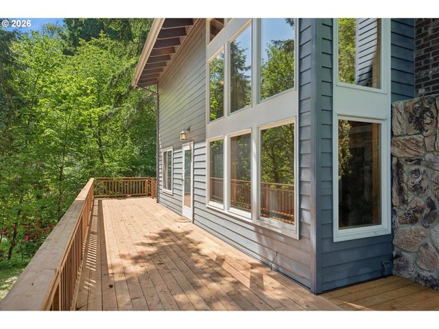 9535 Nw HARBOR Blvd, Portland, OR 97231