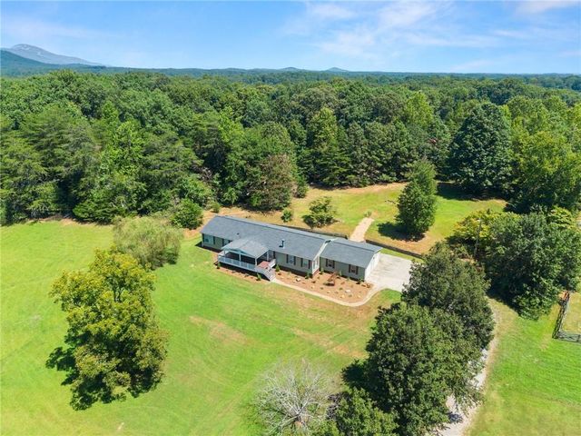 82 Bobbys Drive, Cleveland, GA 30528