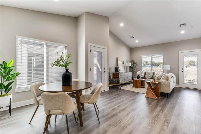 5165 N Sweetwater Road, Maize, KS 67101
