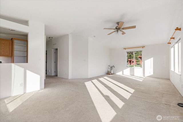 4522 Monkey Hill Road, Oak Harbor, WA 98277