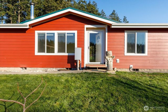 4522 Monkey Hill Road, Oak Harbor, WA 98277