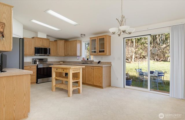 4522 Monkey Hill Road, Oak Harbor, WA 98277